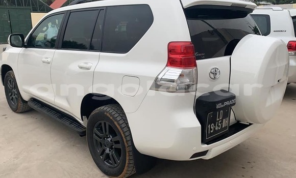Acheter Occasion Voiture Toyota Land Cruiser Prado Blanc à Benguela, Benguela Acheter Occasion Voiture Toyota Land Cruiser Prado Blanc à Benguela, Benguela