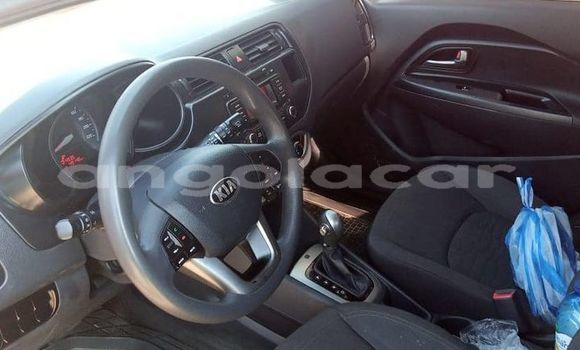 Acheter Occasion Voiture Kia rio Rouge à Benguela, Benguela Acheter Occasion Voiture Kia rio Rouge à Benguela, Benguela
