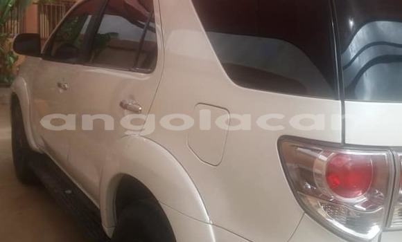 Comprar Usado Toyota Fortuner Branco Carro em Benguela em Benguela Comprar Usado Toyota Fortuner Branco Carro em Benguela em Benguela