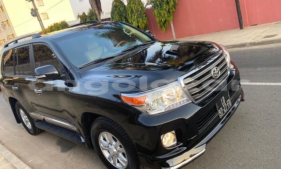 Comprar Usado Toyota Land Cruiser Preto Carro em Benguela em Benguela Comprar Usado Toyota Land Cruiser Preto Carro em Benguela em Benguela