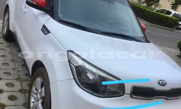 Buy Used Kia Soul White Car in Benguela in Benguela