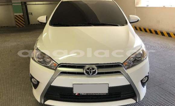 Acheter Neuf Voiture Toyota Yaris Blanc à N'zeto, Zaïre Acheter Neuf Voiture Toyota Yaris Blanc à N'zeto, Zaïre