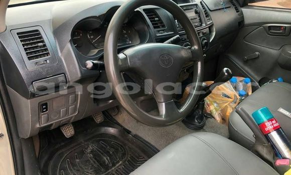 Comprar Usado Toyota Hilux Prata Carro em Benguela em Benguela Comprar Usado Toyota Hilux Prata Carro em Benguela em Benguela