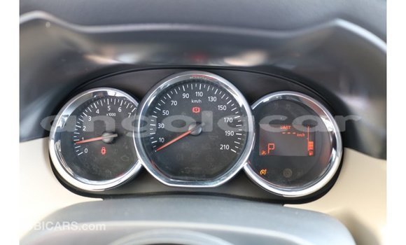 Comprar Importar Renault Duster Branco Carro em Import - Dubai em Bengo Province