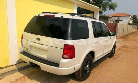 Comprar Usado Ford Explorer Branco Carro em Benguela em Benguela Comprar Usado Ford Explorer Branco Carro em Benguela em Benguela