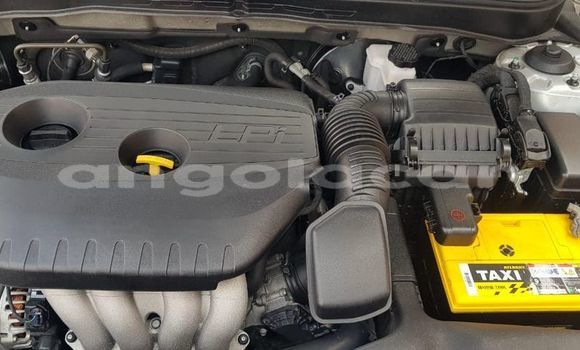 Comprar Usado Hyundai Sonata Prata Carro em Luanda em Luanda Province Comprar Usado Hyundai Sonata Prata Carro em Luanda em Luanda Province