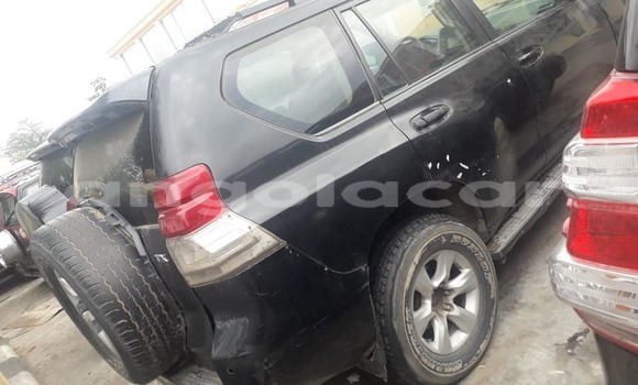 Acheter Occasion Voiture Toyota Land Cruiser Prado Noir à Luanda, Province de Luanda Acheter Occasion Voiture Toyota Land Cruiser Prado Noir à Luanda, Province de Luanda