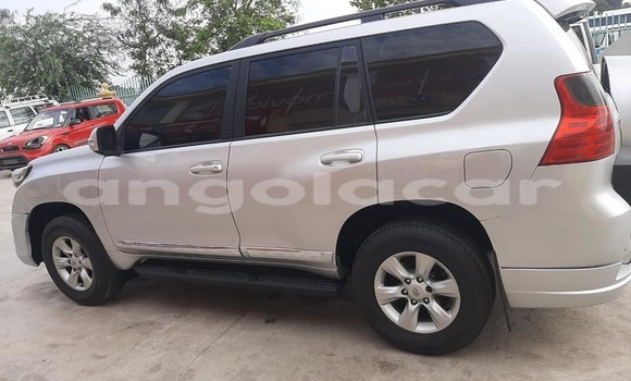 Acheter Occasion Voiture Toyota Land Cruiser Prado Gris à Luanda, Province de Luanda Acheter Occasion Voiture Toyota Land Cruiser Prado Gris à Luanda, Province de Luanda