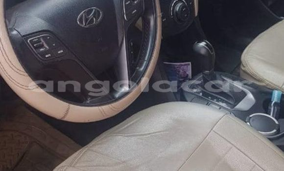 Acheter Occasion Voiture Hyundai Santa Fe Blanc à Luanda, Province de Luanda Acheter Occasion Voiture Hyundai Santa Fe Blanc à Luanda, Province de Luanda