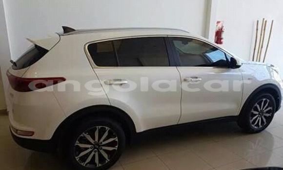 Comprar Usado Kia Sportage Branco Carro em Luanda em Luanda Province Comprar Usado Kia Sportage Branco Carro em Luanda em Luanda Province
