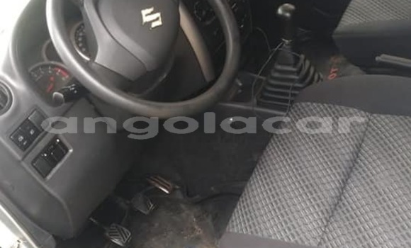Comprar Usado Suzuki Jimny Prata Carro em Luanda em Luanda Province Comprar Usado Suzuki Jimny Prata Carro em Luanda em Luanda Province