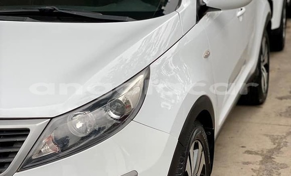 Buy Used Kia Sportage White Car in Luanda in Luanda Province Buy Used Kia Sportage White Car in Luanda in Luanda Province
