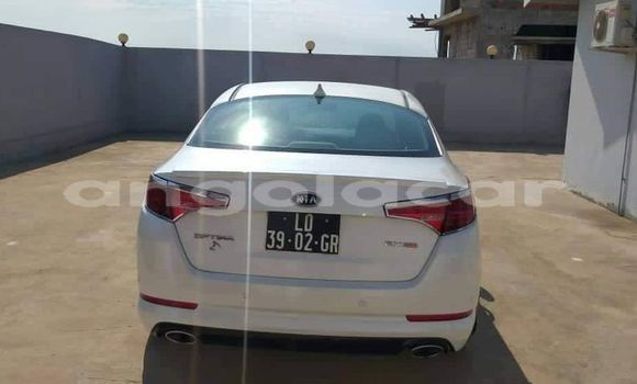 Acheter Occasion Voiture Kia Optima Blanc à Luanda, Province de Luanda Acheter Occasion Voiture Kia Optima Blanc à Luanda, Province de Luanda