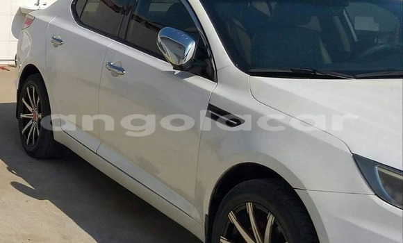 Acheter Occasion Voiture Kia Optima Blanc à Luanda, Province de Luanda Acheter Occasion Voiture Kia Optima Blanc à Luanda, Province de Luanda