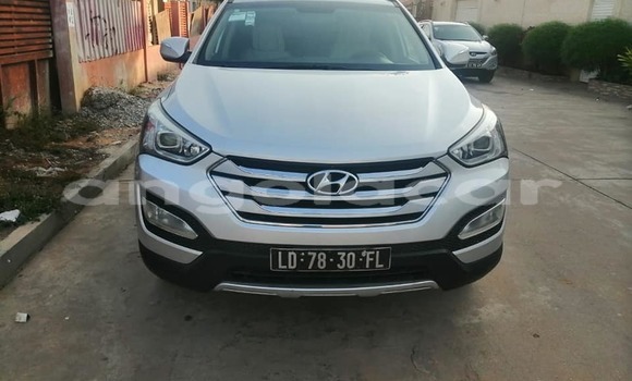 Acheter Occasion Voiture Hyundai Tucson Gris à Luanda, Province de Luanda Acheter Occasion Voiture Hyundai Tucson Gris à Luanda, Province de Luanda