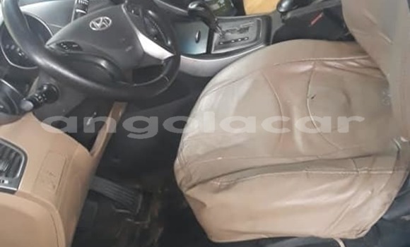 Comprar Usado Hyundai Elantra Branco Carro em Luanda em Luanda Province Comprar Usado Hyundai Elantra Branco Carro em Luanda em Luanda Province