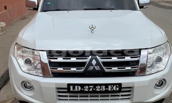 Acheter Occasion Voiture Mitsubishi Pajero Blanc à Luanda, Province de Luanda Acheter Occasion Voiture Mitsubishi Pajero Blanc à Luanda, Province de Luanda
