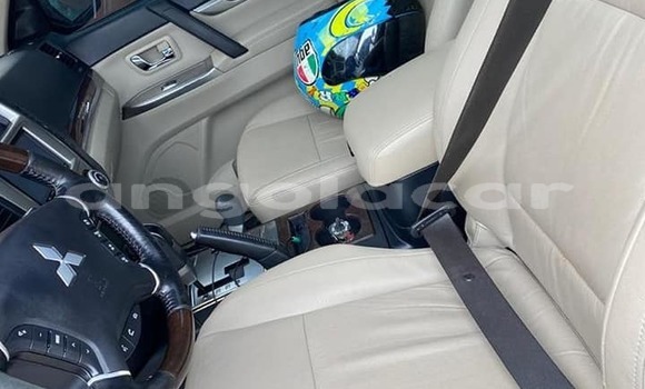 Buy Used Mitsubishi Pajero White Car in Luanda in Luanda Province Buy Used Mitsubishi Pajero White Car in Luanda in Luanda Province