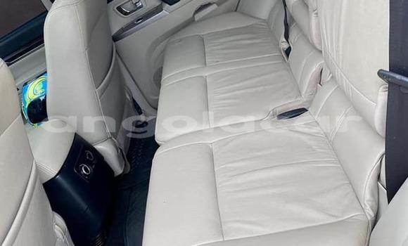 Buy Used Mitsubishi Pajero White Car in Luanda in Luanda Province Buy Used Mitsubishi Pajero White Car in Luanda in Luanda Province