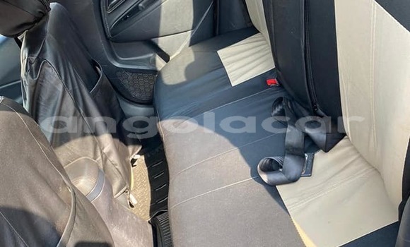 Acheter Occasion Voiture Kia rio Noir à Luanda, Province de Luanda Acheter Occasion Voiture Kia rio Noir à Luanda, Province de Luanda