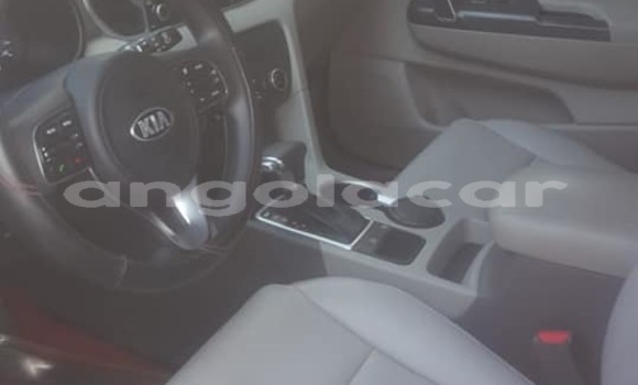 Comprar Usado Kia Sportage Vermelho Carro em Luanda em Luanda Province Comprar Usado Kia Sportage Vermelho Carro em Luanda em Luanda Province