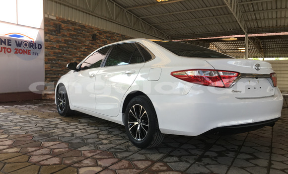 Comprar Usado Toyota Camry Branco Carro em Luanda em Luanda Province Comprar Usado Toyota Camry Branco Carro em Luanda em Luanda Province