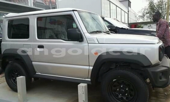Comprar Usado Suzuki Jimny Outro Carro em Luena em Moxico