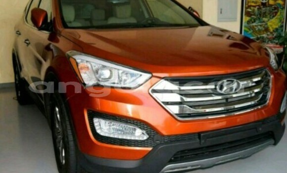 Comprar Usado Hyundai Santa Fe Outro Carro em Luanda em Luanda Province