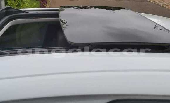 Comprar Usado Chevrolet Impala Branco Carro em Luanda em Luanda Province Comprar Usado Chevrolet Impala Branco Carro em Luanda em Luanda Province