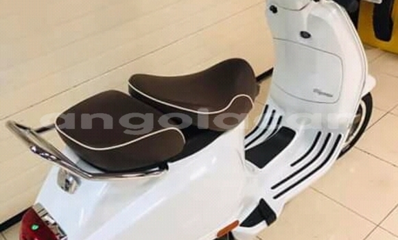 Buy New Yamaha Vino White Bike in Luanda in Luanda Province Buy New Yamaha Vino White Bike in Luanda in Luanda Province