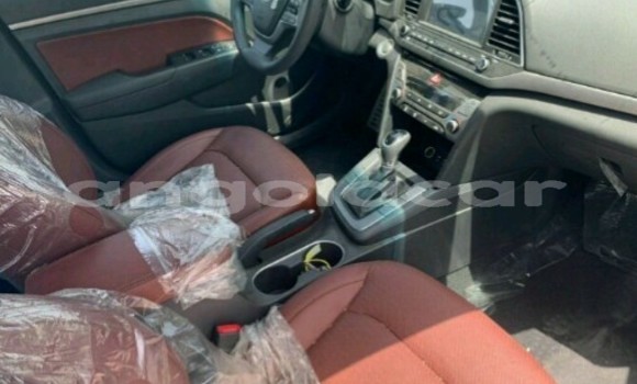 Buy Used Hyundai Elantra Blue Car in Luanda in Luanda Province Buy Used Hyundai Elantra Blue Car in Luanda in Luanda Province