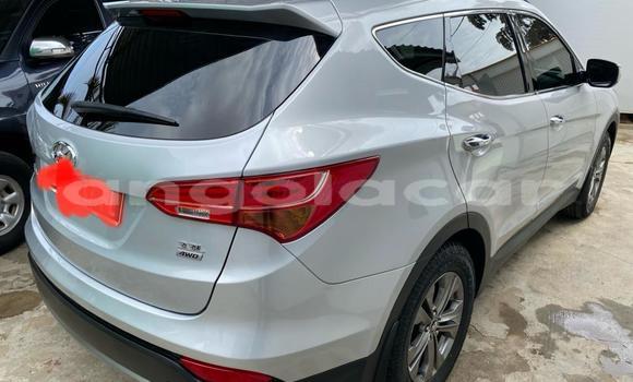 Acheter Occasion Voiture Hyundai Santa Fe Gris à Luanda, Province de Luanda Acheter Occasion Voiture Hyundai Santa Fe Gris à Luanda, Province de Luanda