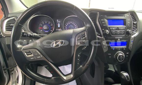 Acheter Occasion Voiture Hyundai Santa Fe Gris à Luanda, Province de Luanda Acheter Occasion Voiture Hyundai Santa Fe Gris à Luanda, Province de Luanda