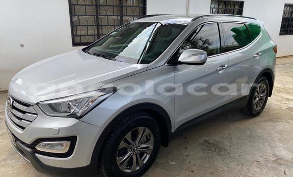 Acheter Occasion Voiture Hyundai Santa Fe Gris à Luanda, Province de Luanda Acheter Occasion Voiture Hyundai Santa Fe Gris à Luanda, Province de Luanda