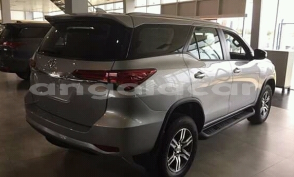 Acheter Occasion Voiture Toyota Fortuner Autre à Luena, Moxico Acheter Occasion Voiture Toyota Fortuner Autre à Luena, Moxico