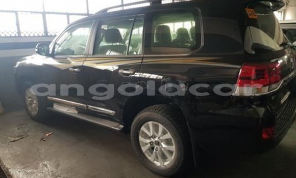 Comprar Novo Toyota Land Cruiser Preto Carro em N'zeto em Zaire Comprar Novo Toyota Land Cruiser Preto Carro em N'zeto em Zaire