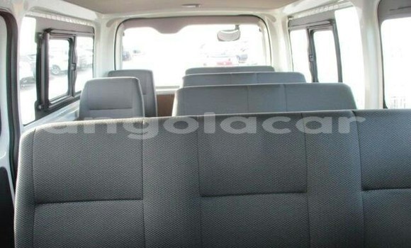 Acheter Occasion Voiture Toyota Hiace Blanc à Luanda, Province de Luanda Acheter Occasion Voiture Toyota Hiace Blanc à Luanda, Province de Luanda