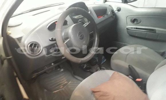 Comprar Usado Chevrolet spark Branco Carro em Luanda em Luanda Province Comprar Usado Chevrolet spark Branco Carro em Luanda em Luanda Province