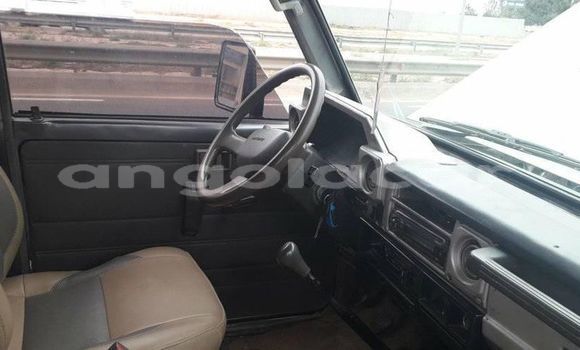 Comprar Usado Toyota Land Cruiser Outro Carro em Luanda em Luanda Province Comprar Usado Toyota Land Cruiser Outro Carro em Luanda em Luanda Province