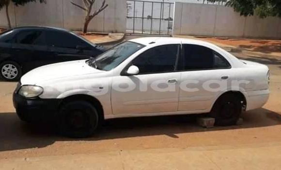 Comprar Usado Nissan Sunny Branco Carro em Luanda em Luanda Province