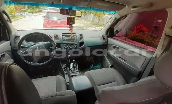 Acheter Occasion Voiture Toyota Hilux Blanc à Luanda, Province de Luanda Acheter Occasion Voiture Toyota Hilux Blanc à Luanda, Province de Luanda