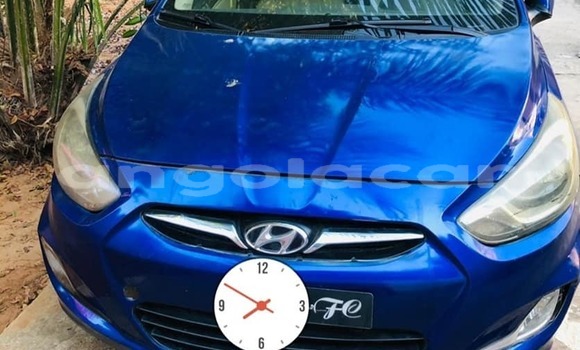Acheter Occasion Voiture Hyundai Accent Bleu à Luanda, Province de Luanda