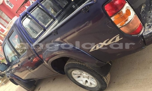 Acheter Occasion Voiture Mazda BT-50 Bleu à Luanda, Province de Luanda Acheter Occasion Voiture Mazda BT-50 Bleu à Luanda, Province de Luanda