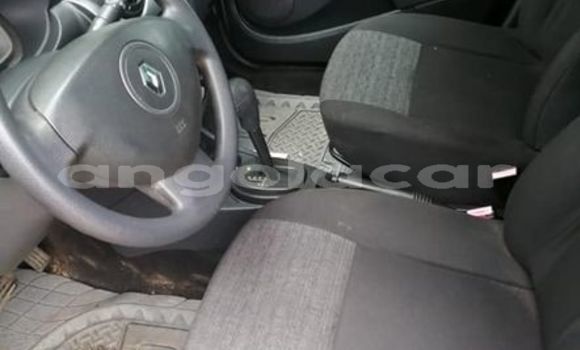 Buy Used Renault Duster Green Car in Luanda in Luanda Province Buy Used Renault Duster Green Car in Luanda in Luanda Province