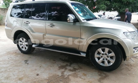 Acheter Occasion Voiture Mitsubishi Pajero Gris à Luanda, Province de Luanda Acheter Occasion Voiture Mitsubishi Pajero Gris à Luanda, Province de Luanda