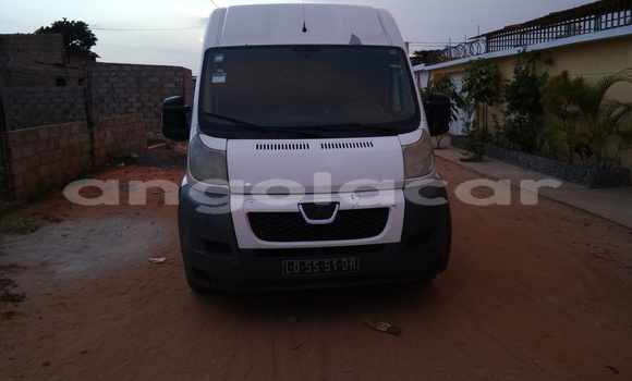Comprar Usado Peugeot 2008 Branco Carro em Luanda em Luanda Province Comprar Usado Peugeot 2008 Branco Carro em Luanda em Luanda Province