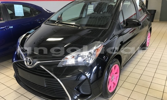 Comprar Usado Toyota Yaris Prata Carro em Benguela em Benguela