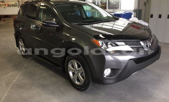 Buy Used Toyota RAV4 Green Car in Luanda in Luanda Province Buy Used Toyota RAV4 Green Car in Luanda in Luanda Province