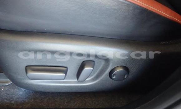 Comprar Usado Toyota RAV4 Vermelho Carro em Luanda em Luanda Province Comprar Usado Toyota RAV4 Vermelho Carro em Luanda em Luanda Province