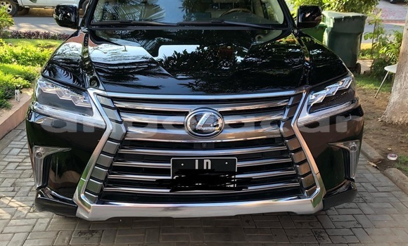 Acheter Occasion Voiture Lexus LX 570 Noir à Luanda, Province de Luanda Acheter Occasion Voiture Lexus LX 570 Noir à Luanda, Province de Luanda